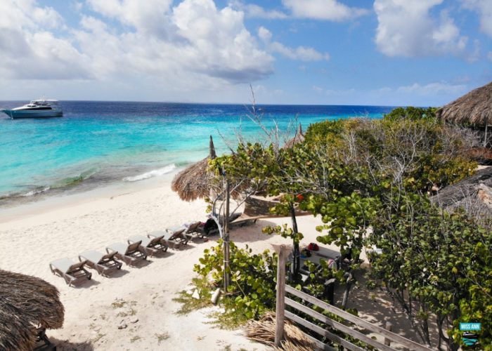 Private boat to Klein Curacao