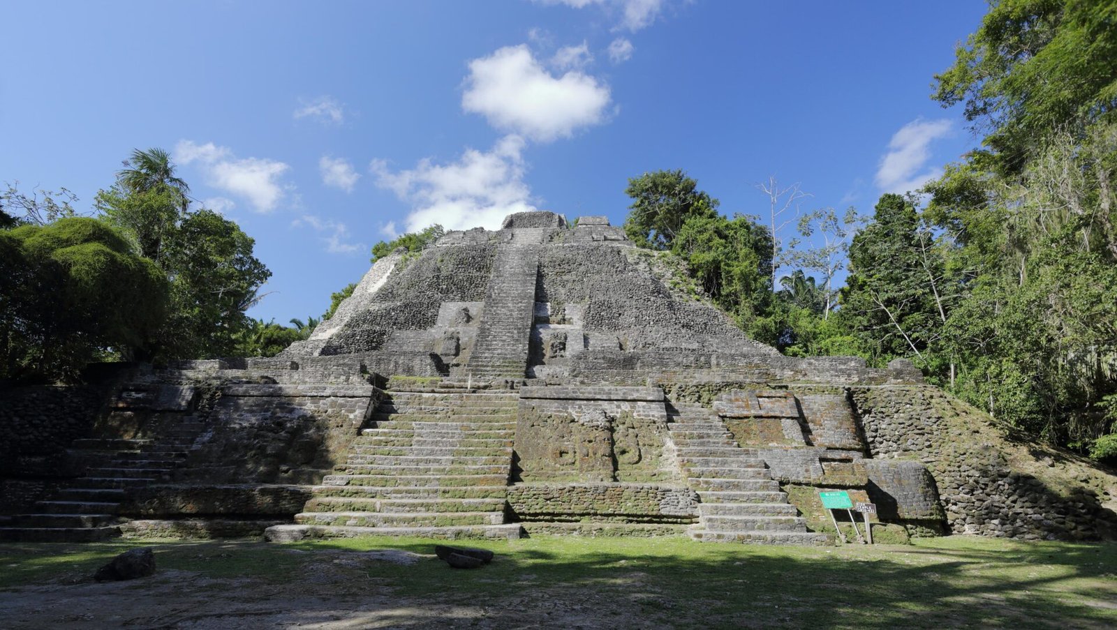 Xunantunich Mayan